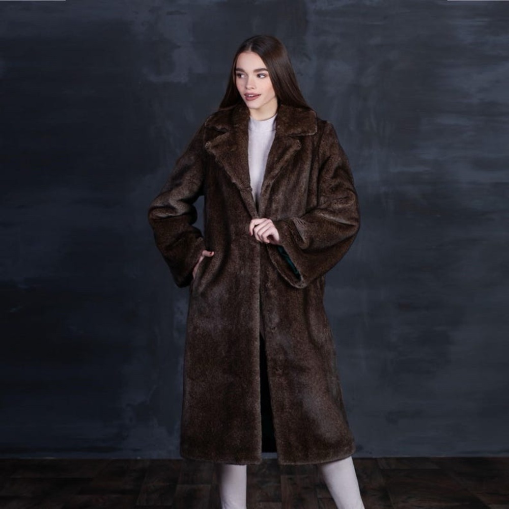 Furamur Oversized Faux Fur Coat